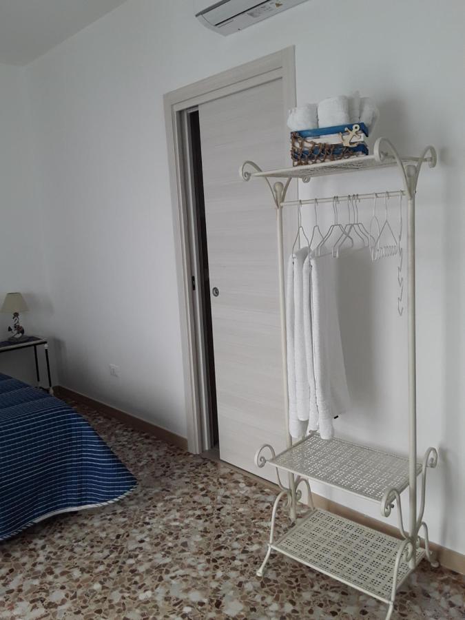 Casa Mina Affittacamere โปลีญาโนอามาเร ภายนอก รูปภาพ